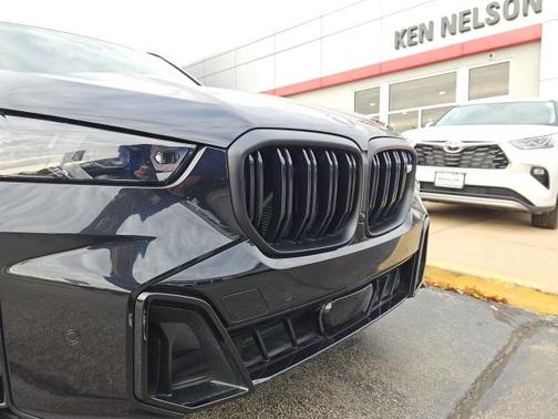 2025 BMW X5 M60i