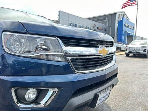 Pacific Blue Metallic 2020 Chevrolet Colorado LT