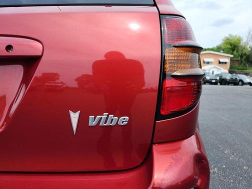 2005 Pontiac Vibe Base