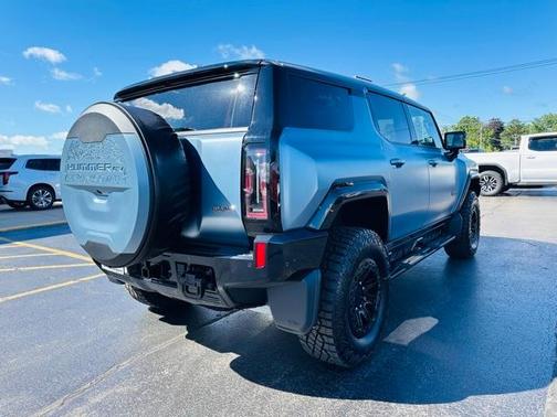 2024 GMC HUMMER EV SUV 3X
