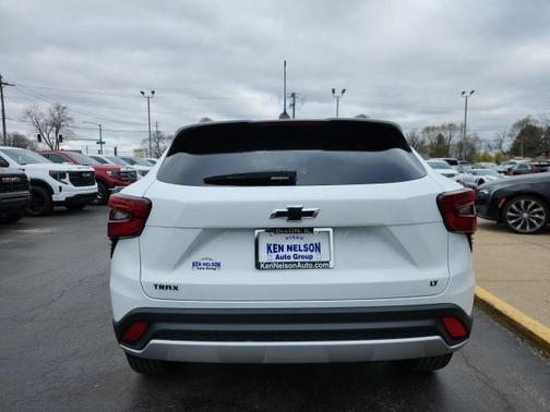 2025 Chevrolet Trax LT