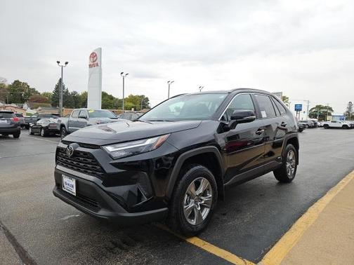 2025 Toyota RAV4 Hybrid XLE