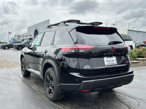 Super Black 2026 Nissan Rogue Rock Creek