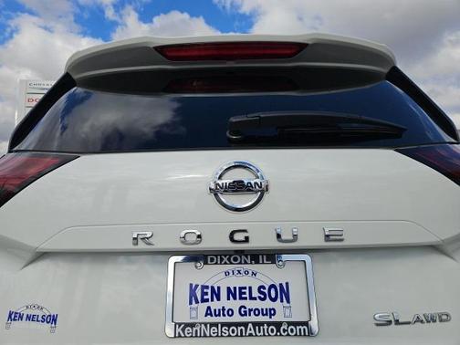 2021 Nissan Rogue SL