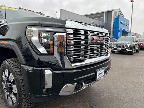 2025 GMC Sierra 2500 Denali