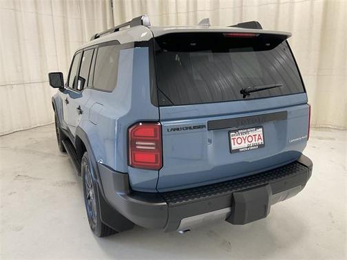 2025 Toyota Land Cruiser Base