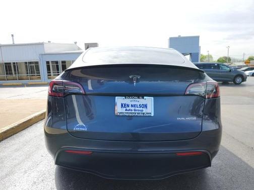 2023 Tesla Model Y Performance Dual Motor All-Wheel Drive