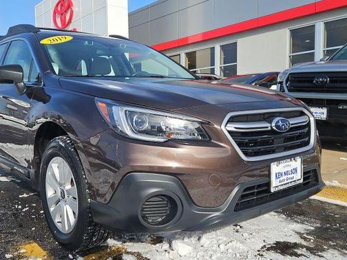 2019 Subaru Outback 2.5i