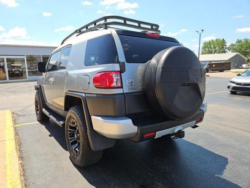 2010 Toyota FJ Cruiser Base
