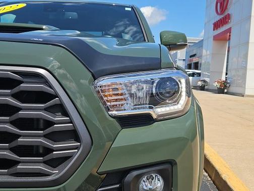 2022 Toyota Tacoma TRD Sport