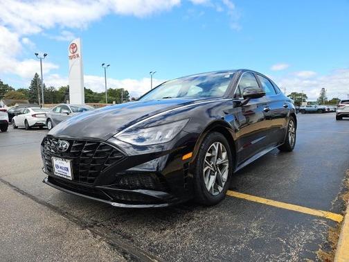 2022 Hyundai SONATA SEL