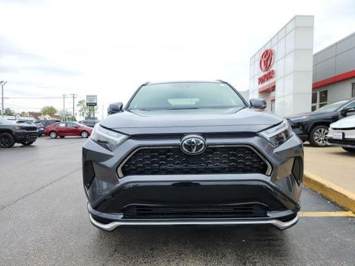 2025 Toyota RAV4 Hybrid SE