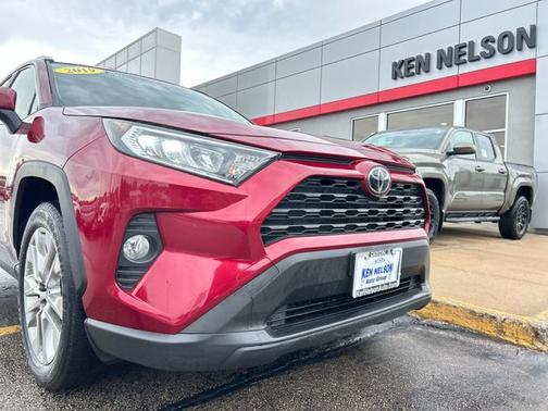 Pearl 2019 Toyota RAV4 XLE Premium