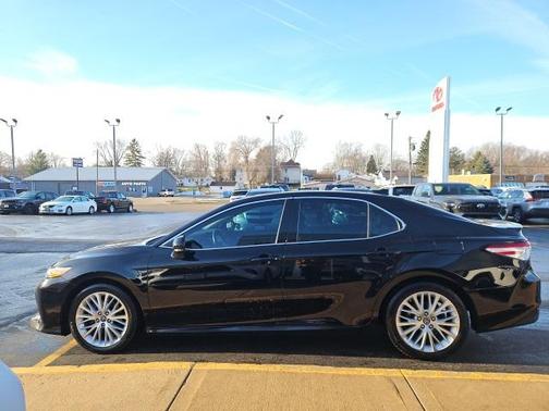 2019 Toyota Camry XLE