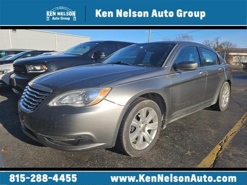 2012 Chrysler 200 Touring