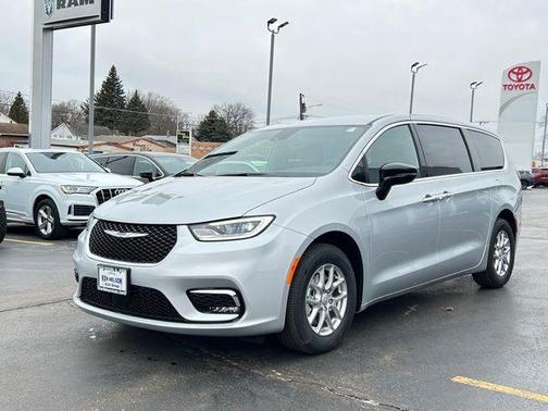 2026 Chrysler Pacifica L