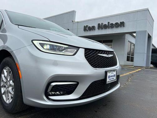 2026 Chrysler Pacifica L