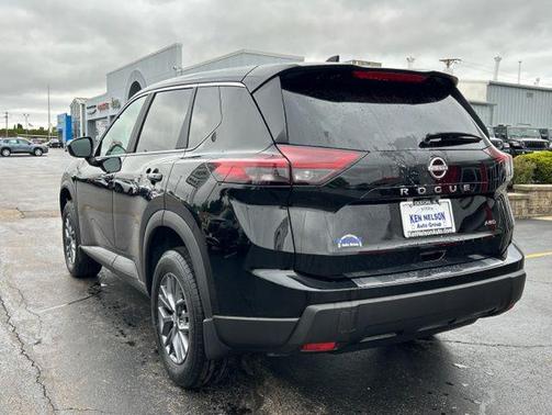 Super Black 2026 Nissan Rogue SV