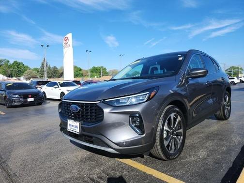 2023 Ford Escape Platinum