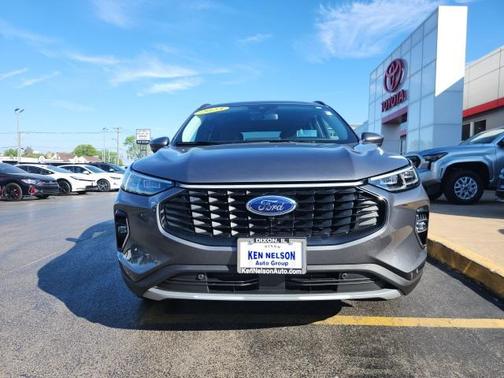2023 Ford Escape Platinum