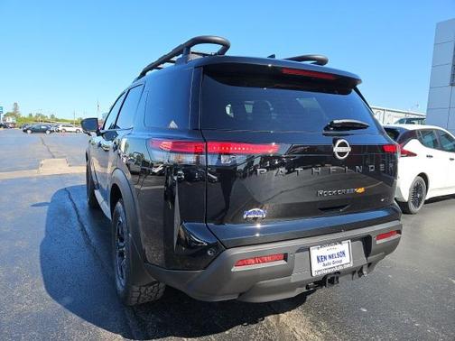 2025 Nissan Pathfinder Rock Creek 4WD