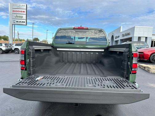 Green 2027 Nissan Frontier PRO-4X