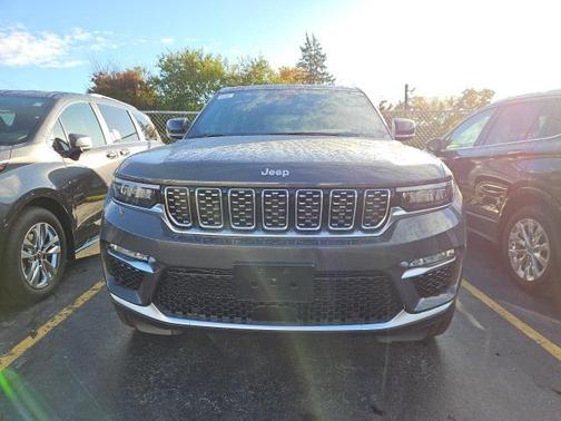 2025 Jeep Grand Cherokee Summit