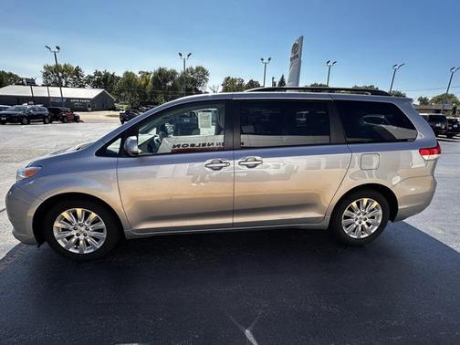 2013 Toyota Sienna XLE