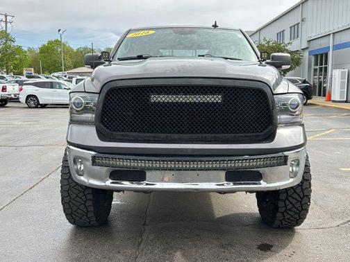 Granite Crystal Metallic Clearcoat 2016 RAM 1500 Big Horn