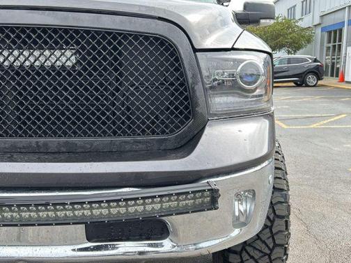 Granite Crystal Metallic Clearcoat 2016 RAM 1500 Big Horn