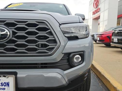 2021 Toyota Tacoma TRD Sport