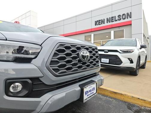2021 Toyota Tacoma TRD Sport