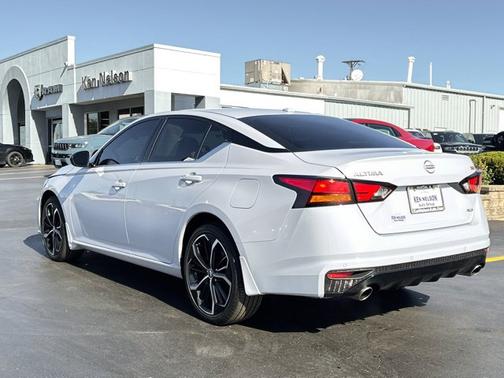 Gray Sky Pearl 2024 Nissan Altima 2.5 SR