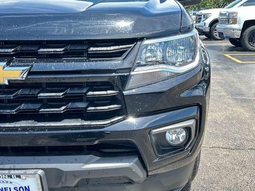 Black 2022 Chevrolet Colorado LT