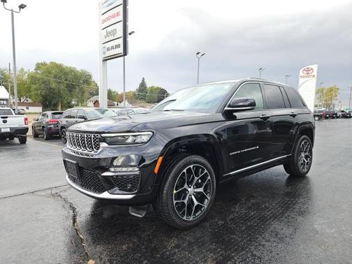 2025 Jeep Grand Cherokee Summit