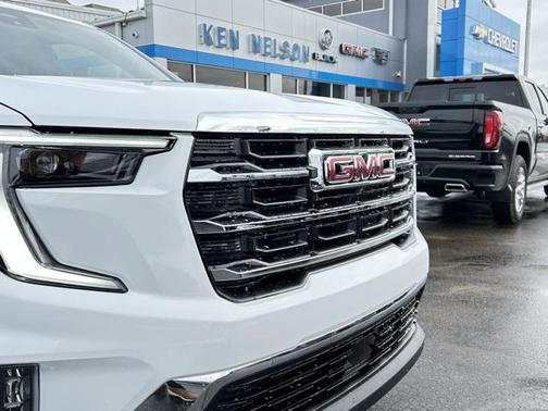 2026 GMC Acadia Elevation AWD