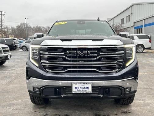 2024 GMC Sierra 1500 SLT