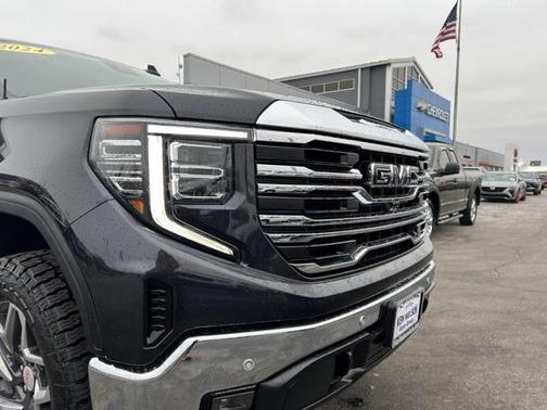 2024 GMC Sierra 1500 SLT