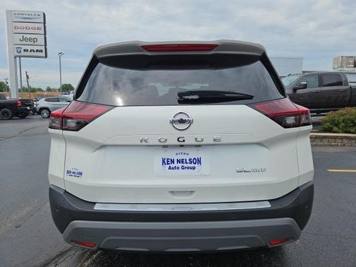 2021 Nissan Rogue SL