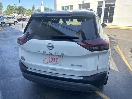 2021 Nissan Rogue SL