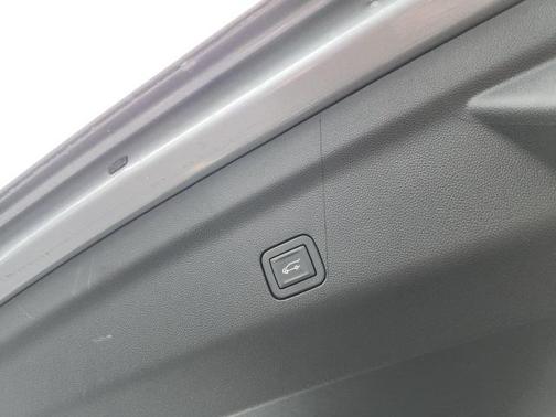 2025 GMC Yukon XL 4WD Elevation