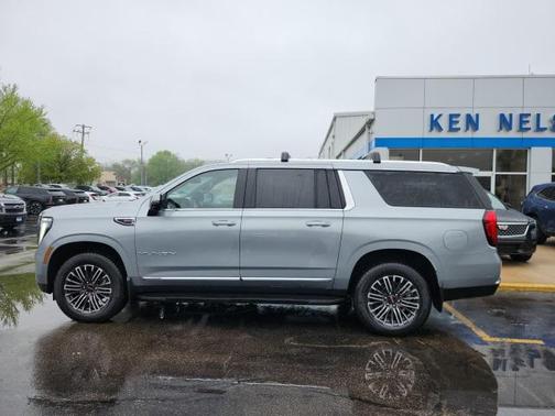 2025 GMC Yukon XL 4WD Elevation