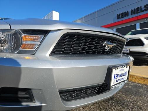 2011 Ford Mustang V6 Premium
