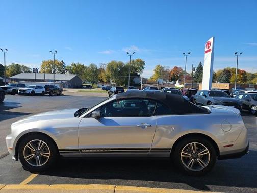 2011 Ford Mustang V6 Premium