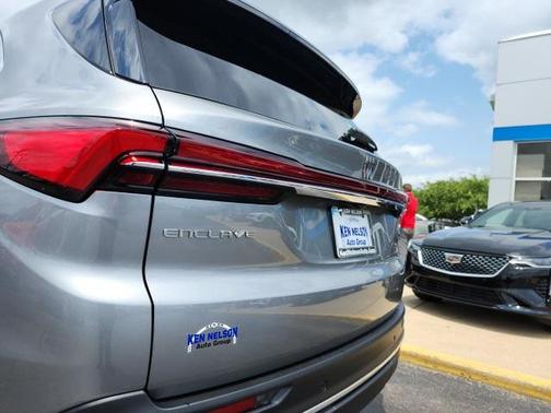 2025 Buick Enclave Preferred FWD