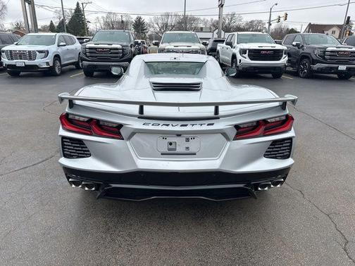 Blade Silver Metallic 2026 Chevrolet Corvette Stingray w/2LT