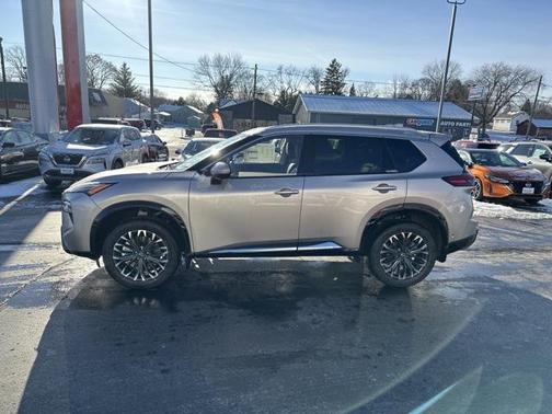 2025 Nissan Rogue Platinum