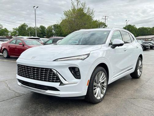 Iridescent White Tricoat 2026 Buick Envision Avenir AWD