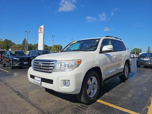 2013 Toyota Land Cruiser Base