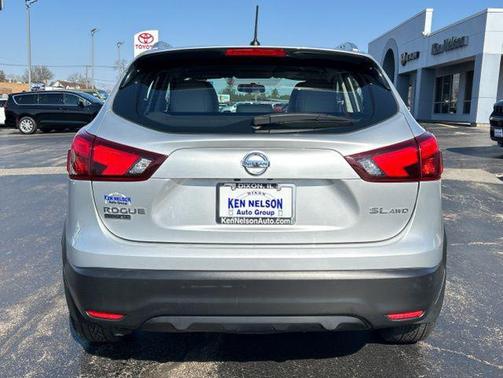 2017 Nissan Rogue Sport SL